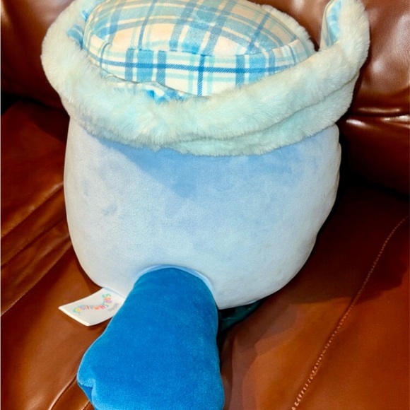 Squishmallow Powell The Platypus - Picture 5 of 10